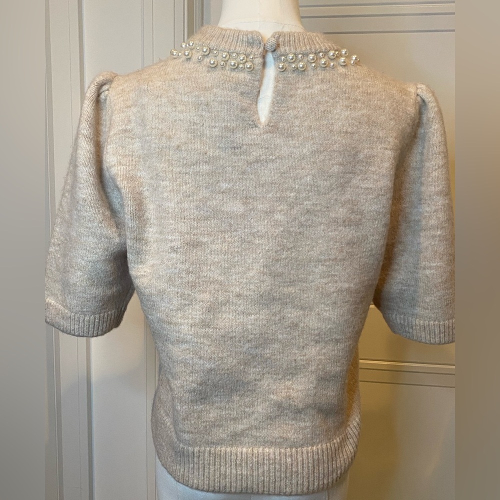 Joie Puff Short Sleeve Beige Spring Sweater with Pearl Detail Small NWT Soft - Picture 4 of 10